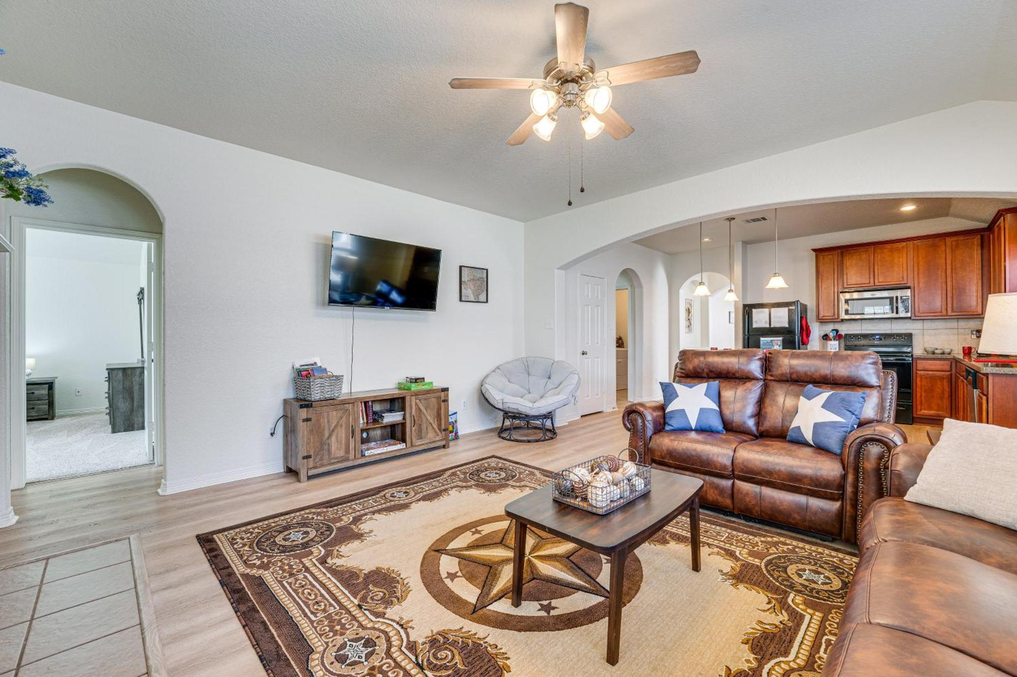 San Antonio Home With Game Room, 9 Mi To Seaworld! Exteriör bild